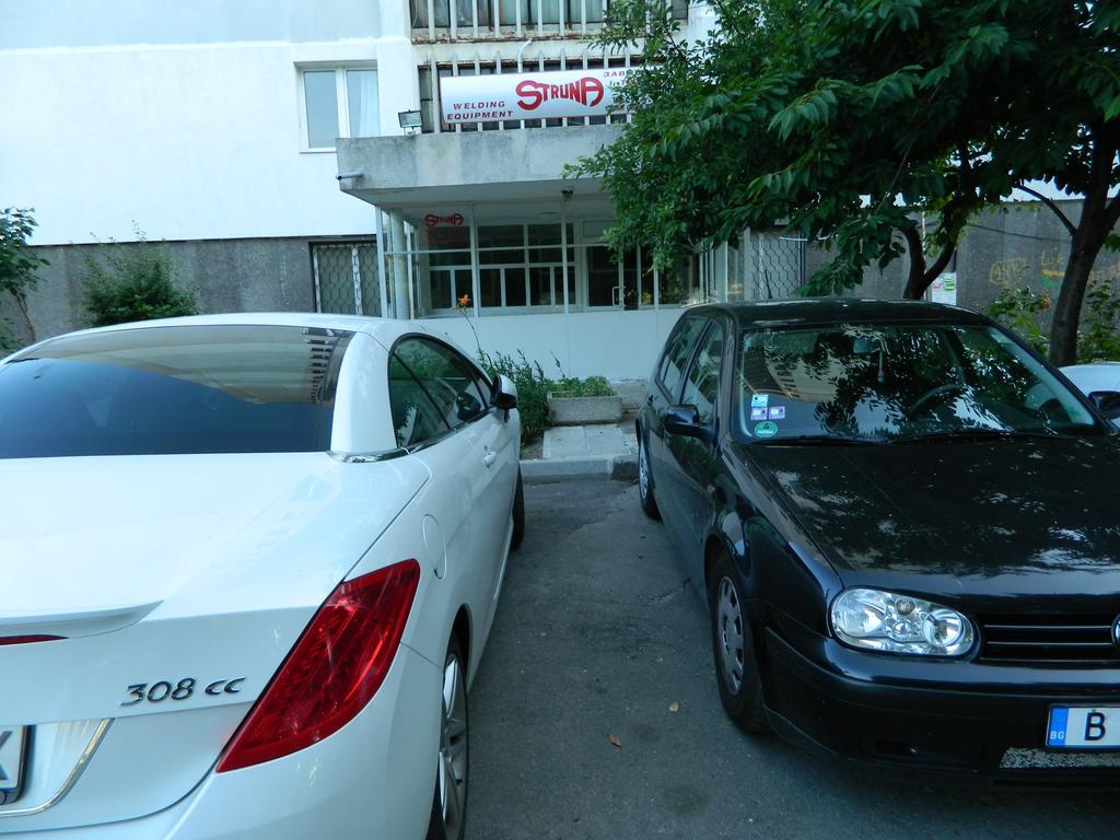 Apartamento Happy Vacation 2 Varna Exterior foto