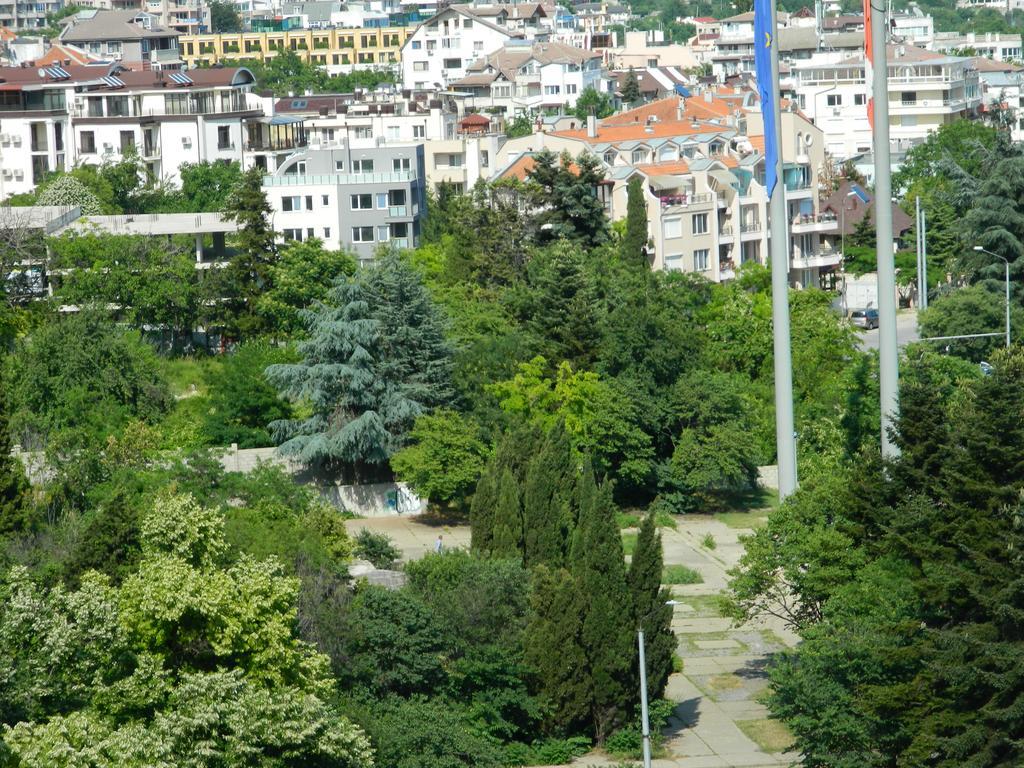 Apartamento Happy Vacation 2 Varna Exterior foto