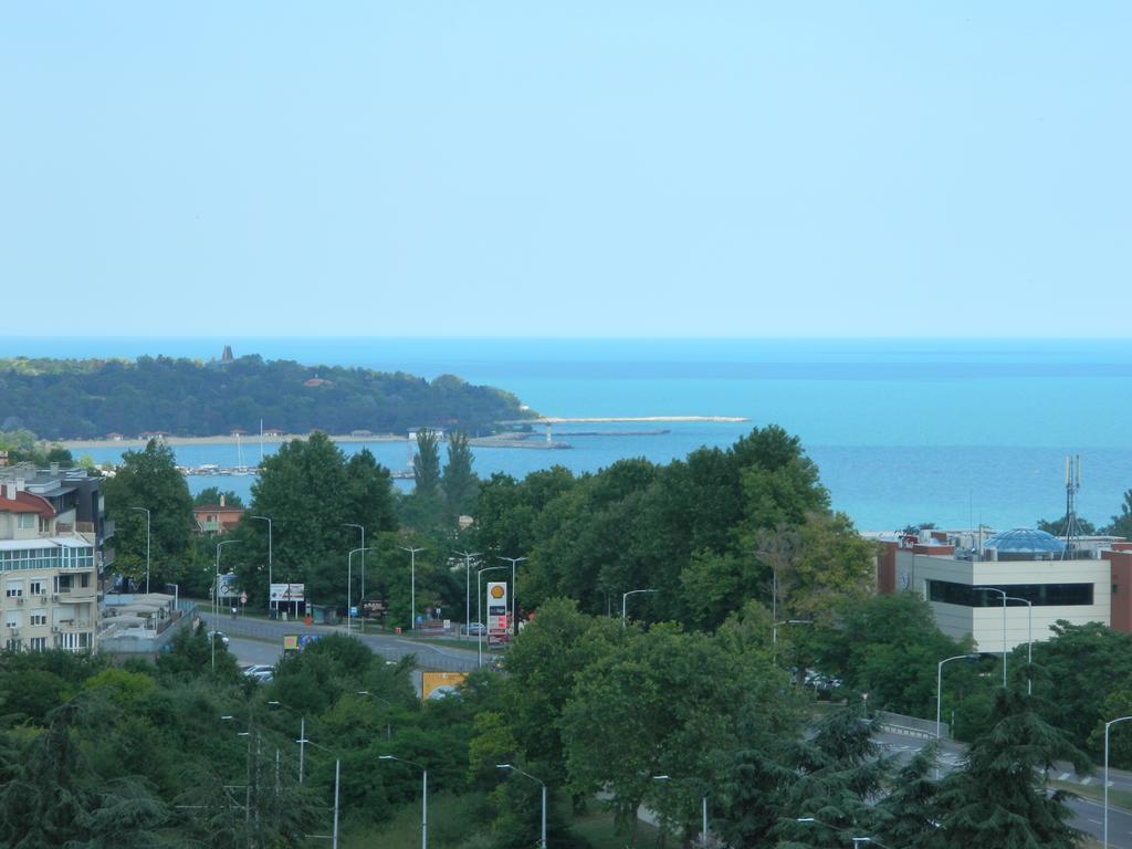 Apartamento Happy Vacation 2 Varna Exterior foto